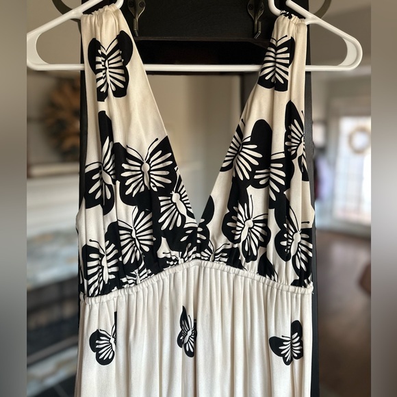 Alice and Olivia silk butterfly maxi dress. Excellent condition. - Picture 4 of 6